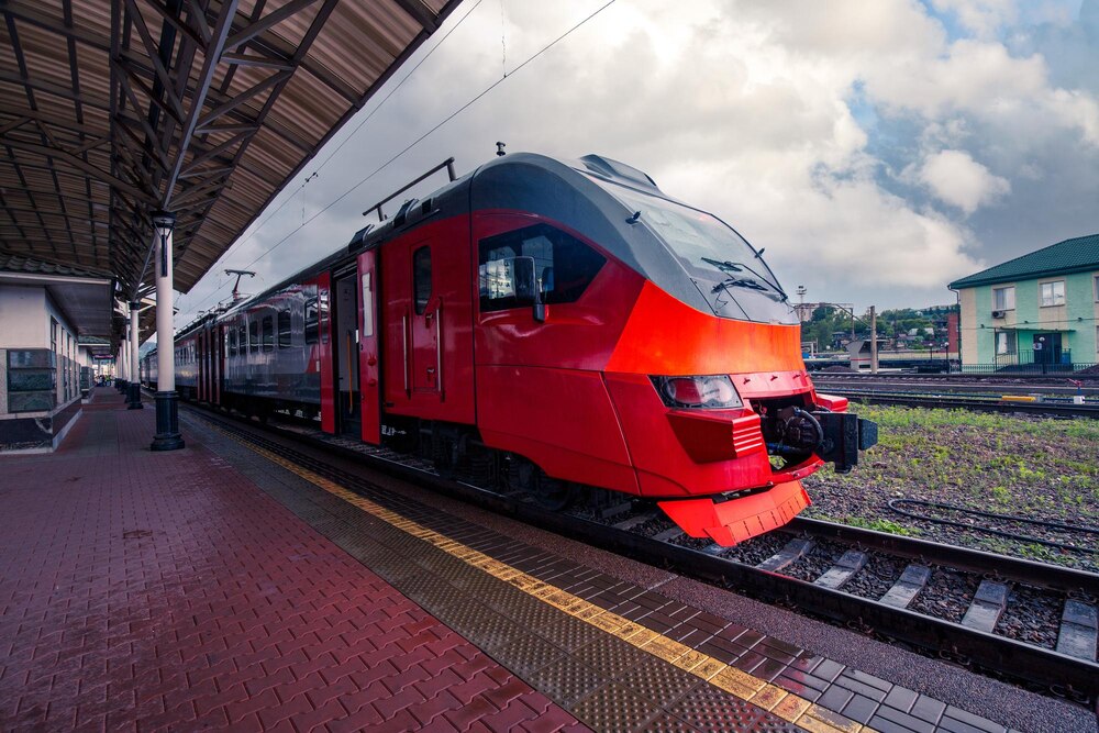Świdnica w czołówce: 860 tysięcy podróżnych korzysta z kolei!