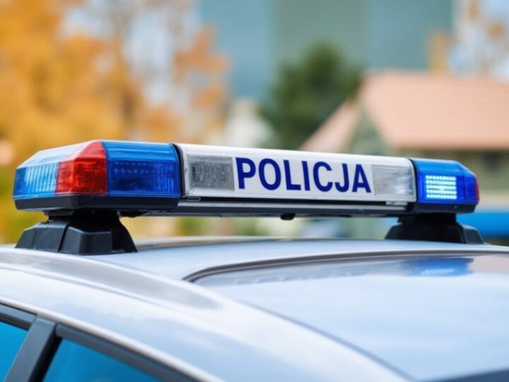Bezpieczne kroki do szkoły: Policjanci uczą pierwszoklasistów ruchu drogowego