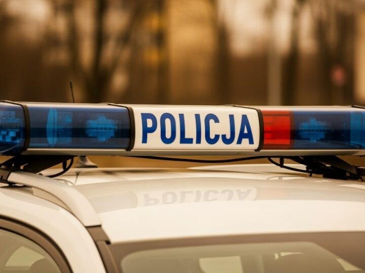 Bezpieczni Seniorzy w Świdnicy: Jak uchronić się przed oszustami?
