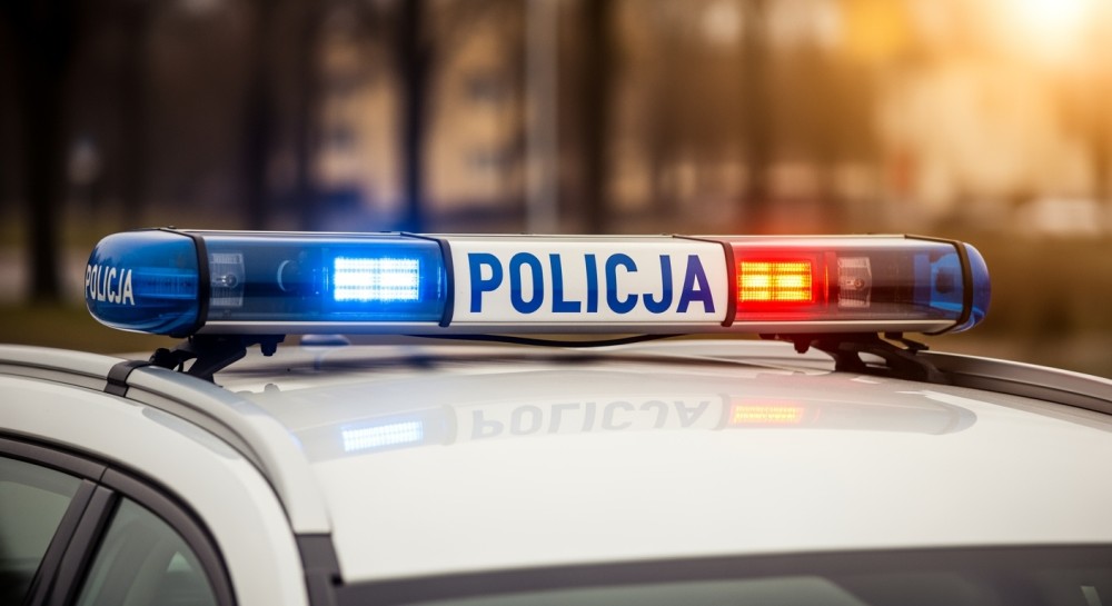 Funkcjonariusze zlikwidowali nielegalny salon gier w Świdnicy, zabezpieczając cztery automaty hazardowe