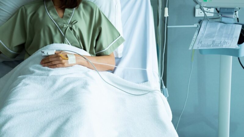 Nowoczesne wsparcie dla seniorów w Dobromierzu: Bezpieczeństwo na pierwszym miejscu