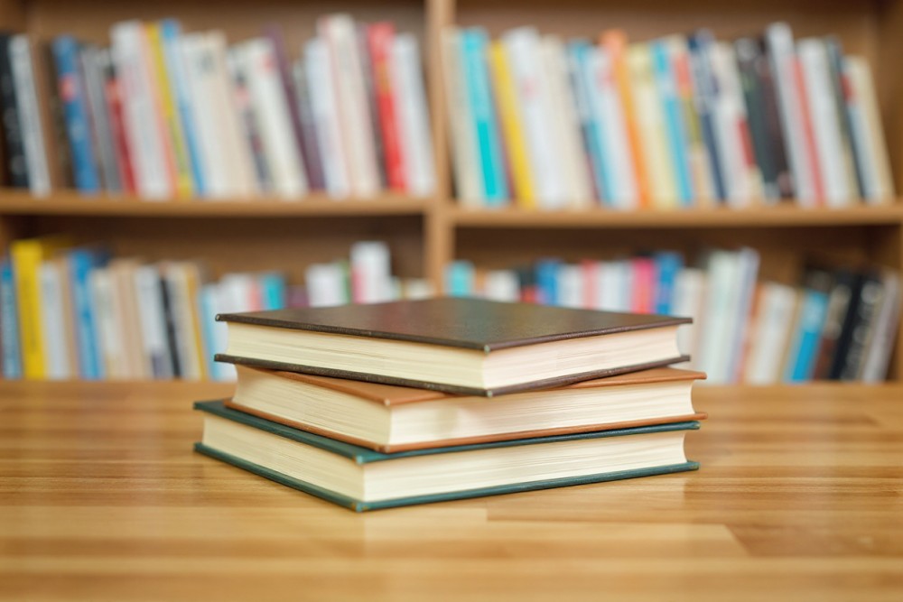 Odkryj zimowe tajemnice w interaktywnej książce w bibliotece