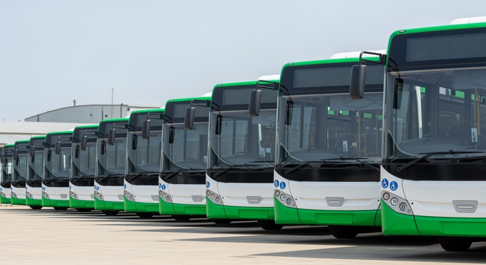 Świebodzice wprowadzają nowoczesne plakaty informacyjne na przystankach autobusowych