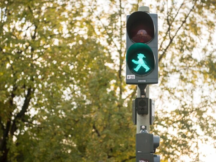 Świdnica poprawia bezpieczeństwo pieszych: 26 doświetlonych przejść na DK35