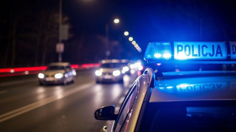 Policja z Dolnego Śląska intensyfikuje walkę z pseudokibicami – kolejne zatrzymania i zabezpieczenia mienia