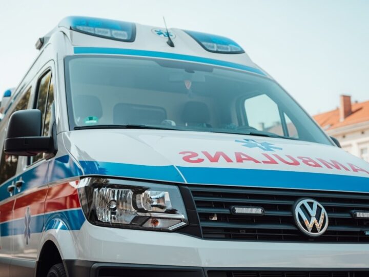 Wieruszów stawia na bezpieczeństwo: mieszkańcy uczą się od strażaków
